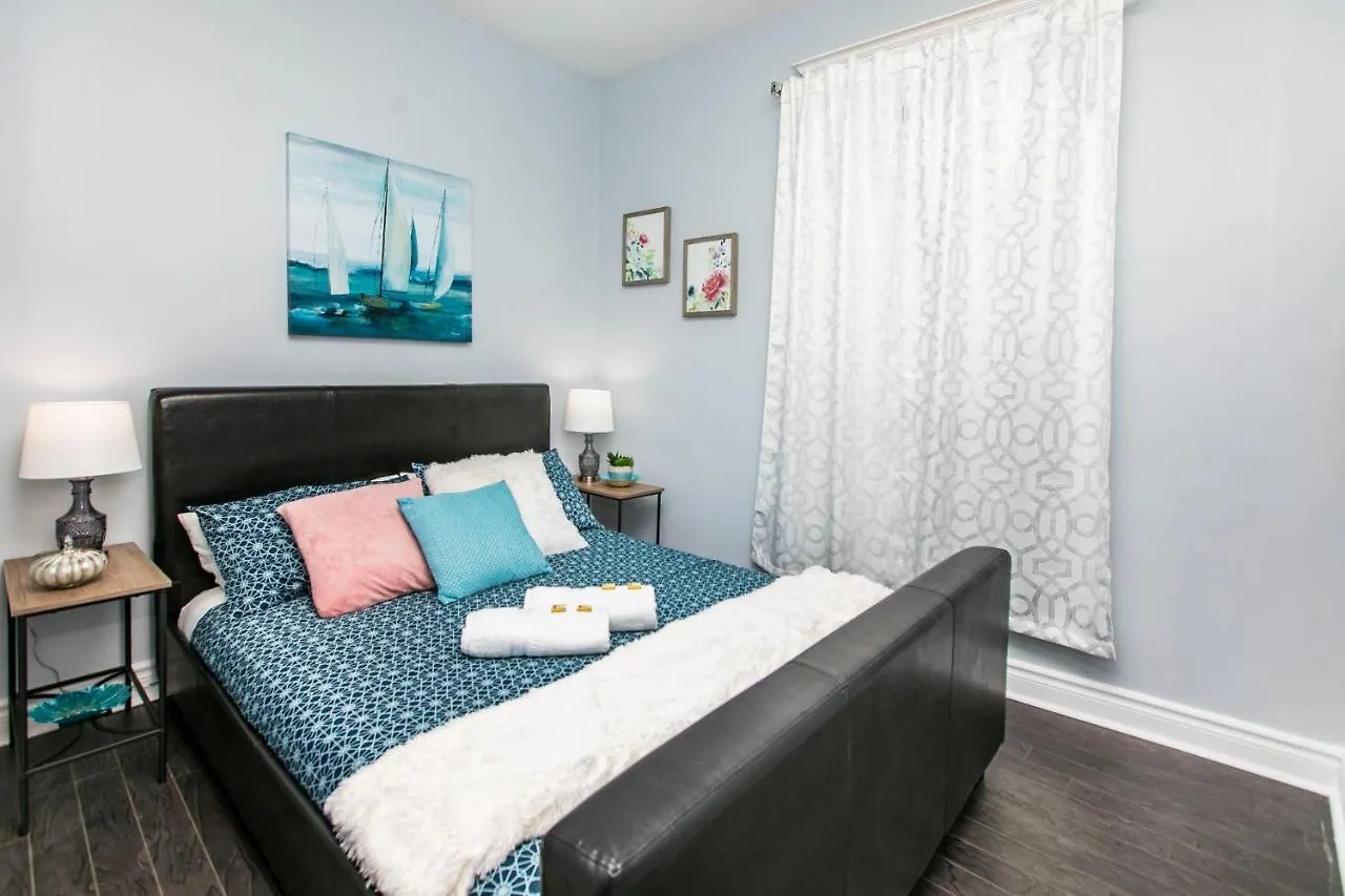 Newly Renovated 2Br Units - Near Little Italy Apartment Ottawa Canada